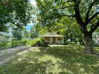 2557 East Division Street, Decatur, IL 62526