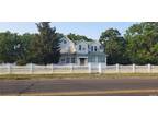 673 South Country Road, East Patchogue, NY 11772