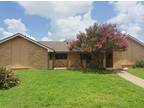 3822 Sunset Dr San Angelo, TX 76904 - Home For Rent