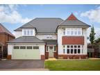 4 bedroom detached house for sale in Blackbird Leys, Droitwich Spa, WR9