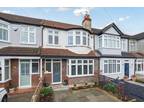 3 bedroom terraced house for sale in Red Lion Road, Surbiton, KT6