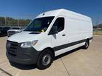 2022 Mercedes-Benz Sprinter White, 30K miles