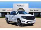 2023New Ram New1500New4x4 Crew Cab 5 7 Box