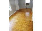 2 br, 1 bath House - 221 Washington St Apt