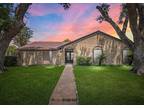 8522 Clarewood Dr
