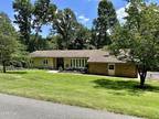 204 SCENIC DR, Oak Ridge, TN 37830 Single Family Residence For Sale MLS# 1233157