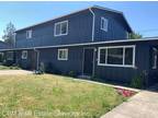 702 SE 9th St Grants Pass, OR