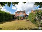 4 bedroom detached house for sale in Lindford Drive, Eaton, NR4