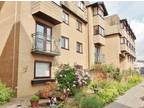 1 bedroom apartment for sale in Meridian Court, North Road, Cardiff, CF14