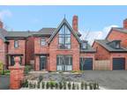 Singleton Drive, Manchester M25 5 bed detached house for sale -