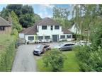 4 bedroom detached house for sale in Cromwell Lane, Burton Green, Kenilworth