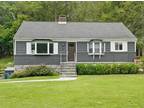 44 Oakridge Rd North Rentm, NY 10560 - Home For Rent