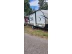 2018 Forest River Forest River Wildwood X-Lite 207 RUXL 25ft