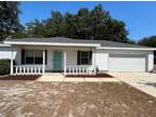 2008 Avenida De Sol Navarre, FL 32566 - Home For Rent