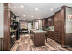 NEARLY-NEW 3 bed/2 bath