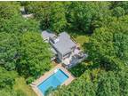 19 Woodland Way Quogue, NY 11959 - Home For Rent