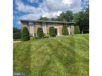 2 Jean Drive, Annville, PA 17003