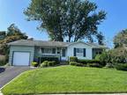 188 HANbird ST, Brentwood, NY 11717 Single Family Residence For Sale MLS#