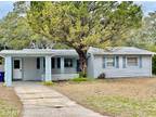 633 S 15th St Fernandina Beach, FL 32034 - Home For Rent