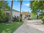 210 Debra Ln Palm Beach, FL 33480 - Home For Rent