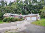 3 Bedroom In Hooksett NH 03106