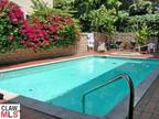 Garden Style Townhouse W/Pool & Private Entera