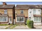 2 bedroom semi-detached house for sale in Grays Road, Slough, SL1