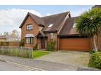 4 bedroom link detached house for sale in Riverside Gardens, Romsey, Hampshire