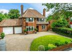 The Horseshoe, Tadcaster Road, York 4 bed detached house for sale - £