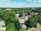 5 bedroom end of terrace house for sale in Martineau Drive, Twickenham, TW1