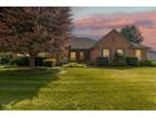 43690 FALLEN TREE DR, Sterling Heights, MI 48314 Single Family Residence For