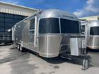 2022 Airstream Globetrotter 27FB Twin 28ft