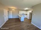 Perfect 2Bd 2Ba Available