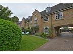5 bedroom town house for sale in Northfields Court, Stamford, PE9