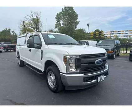 2019 Ford F250 Super Duty Super Cab for sale is a White 2019 Ford F-250 Super Duty Car for Sale in Tyler TX