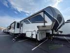 2024 Keystone Avalanche 390DS 43ft