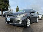 2012 Hyundai Accent SE 4dr Hatchback