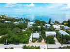 57487 BAILEY ST, Grassy Key, FL 33050 Single Family Residence For Rent MLS#