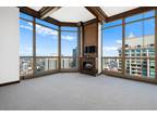 Condo For Sale In Chicago, Illinois