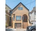 Beautiful 3-level house in the Mission! 3 car garage!