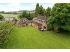 6 bedroom detached house for sale in Rignall Road, Great Missenden