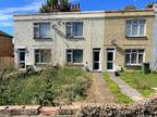 5 Tweed Terrace, Dymchurch Road, Hythe, Kent 2 bed terraced house -