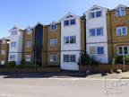 Clifton Road, Gravesend, Kent 1 bed flat for sale -