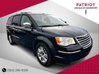 2009 Chrysler Town & Country