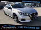 2022 Nissan Altima 2.5 SR SEDAN 4-DR