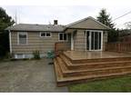Charming Updated 1950's Home in West Seattle!