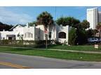 Daytona Beach, FL - Triplex - $750.00 400 N wild Olive