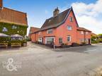 5 bedroom detached house for sale in Denmark Street, Diss, IP22