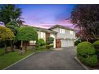 2175 Clover Court, East Meadow, NY 11554