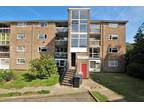 2 bedroom flat for sale in Chidham Close, Havant, PO9